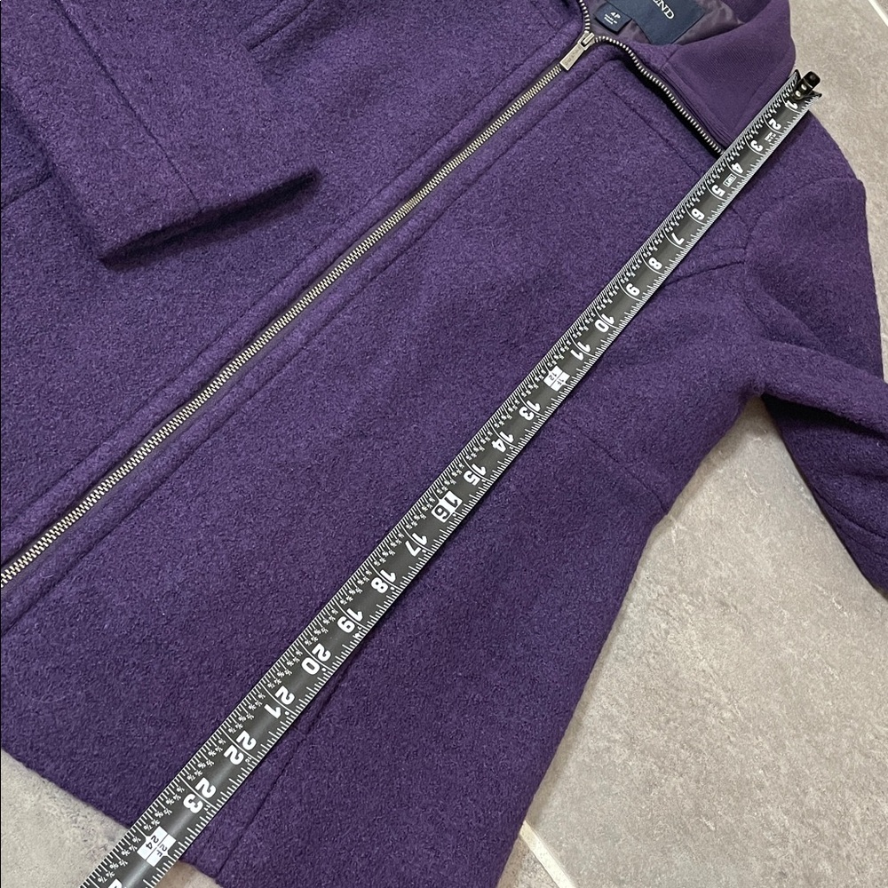Lands’ End Wool Blend Coat size 4P - Picture 3 of 7